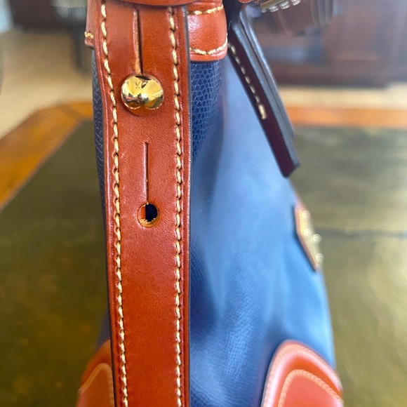 Authentic Dooney & Bourke Bag - Picture 7 of 16